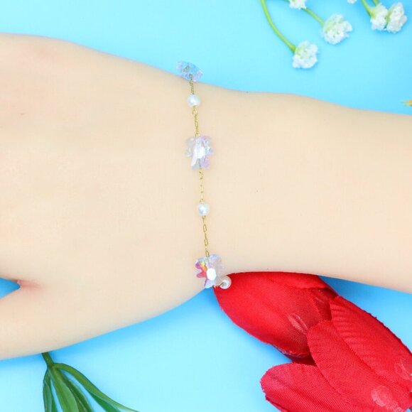 Chic & Stylish Bracelet – A Thoughtful Gift for Women and Girls, DYC1518 - Picture 1 of 10